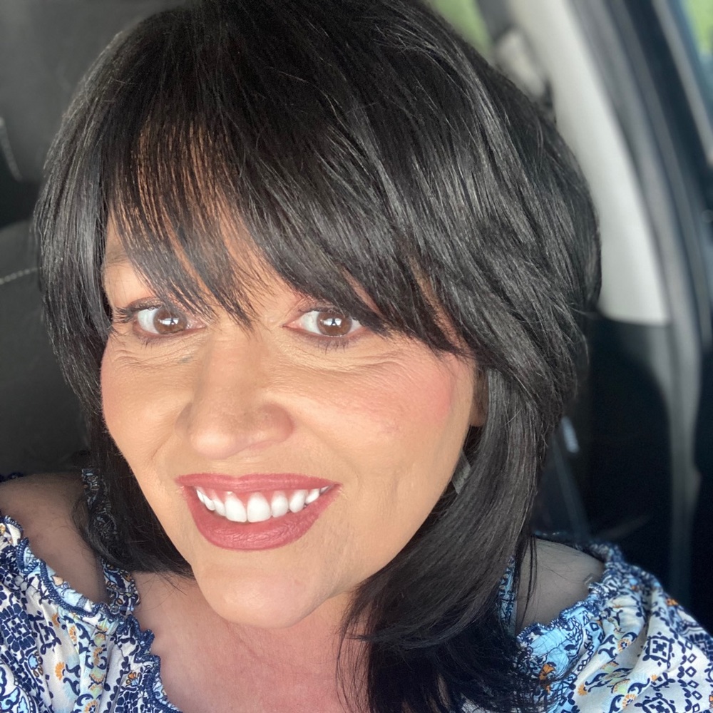 Meet your Posher, Natalie